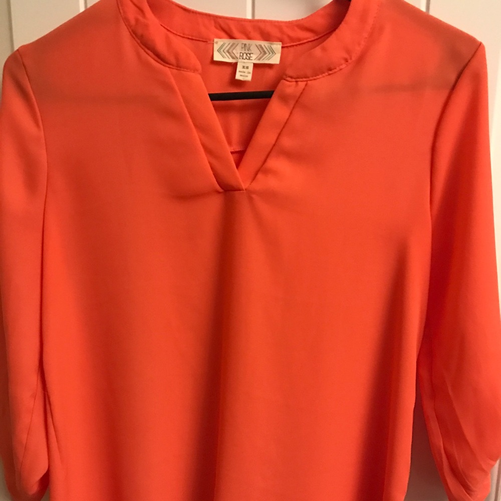 Pink Rose blouse in great condition.